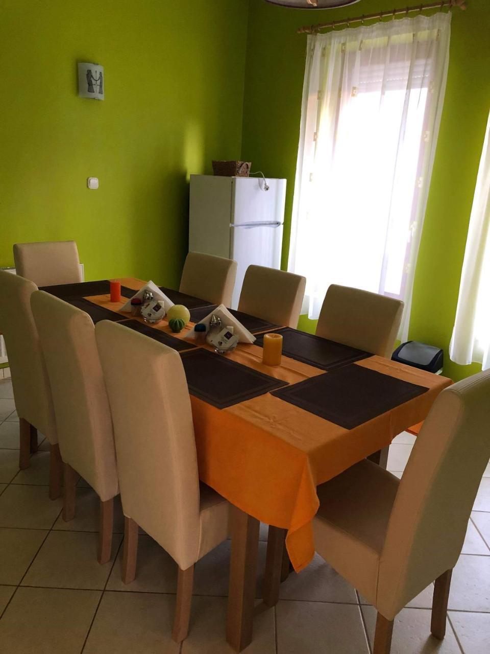Kristaly Apartmanhaz Sarvar Exterior photo