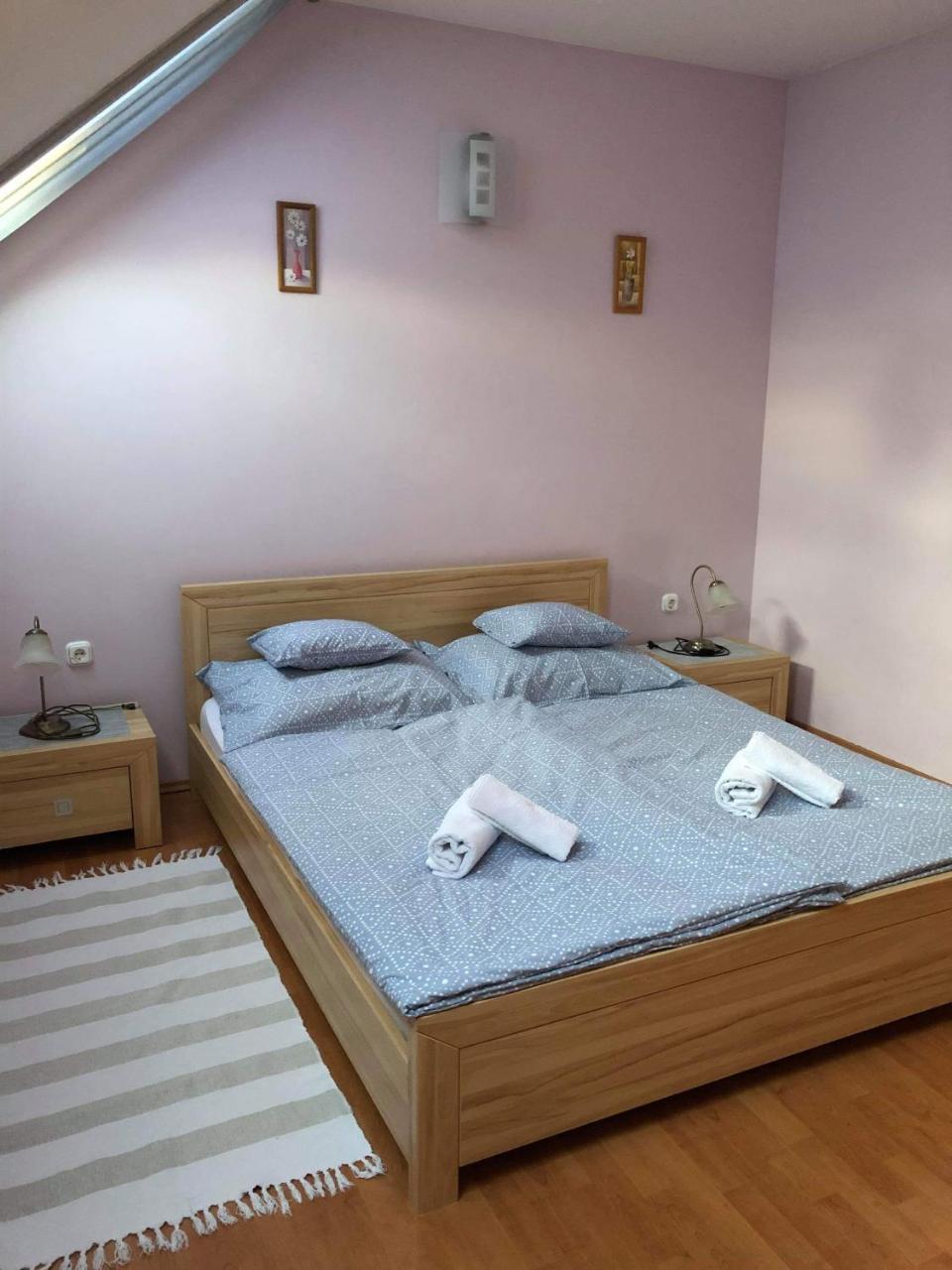 Kristaly Apartmanhaz Sarvar Exterior photo